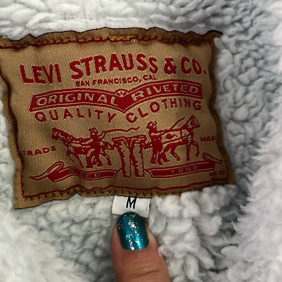 Levi’s Jean jacket M faux Shearling retro stone wash white Sherpa vintage vibes - Picture 2 of 8